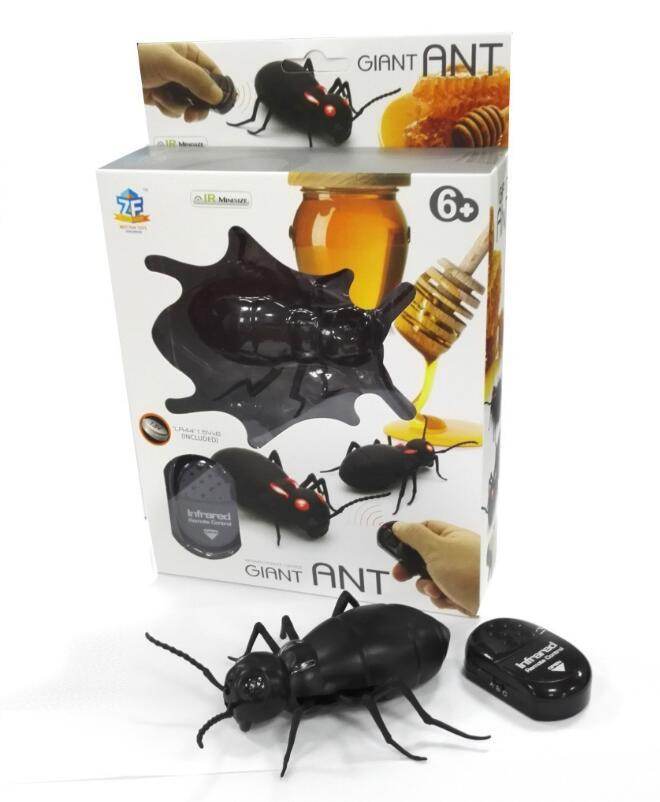 Infrared Remote Control Cockroach Spider Ant Prank Toy - Here2Save