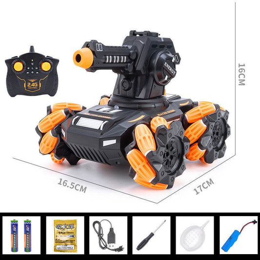 The Remote Control Tank Toy Car Can Be Charged By Launching Water Bombs - Here2Save