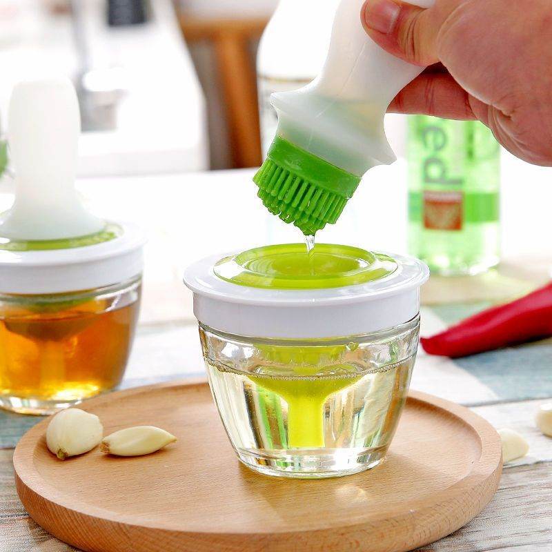 Kitchen Oil Brush Bottle Folding - Here2Save