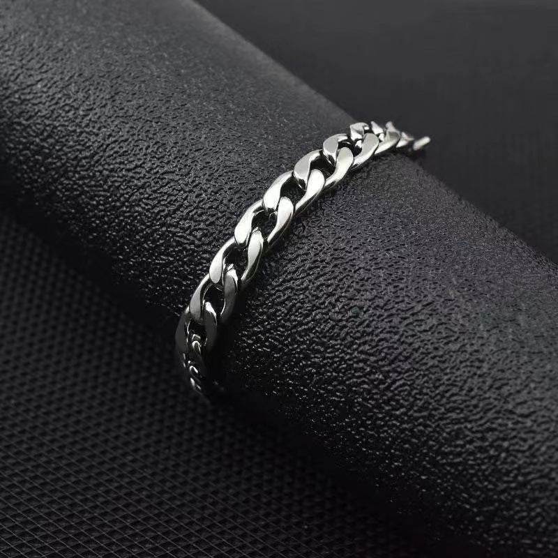 Fashion Personality Cuban Chain Bracelet Men - Here2Save