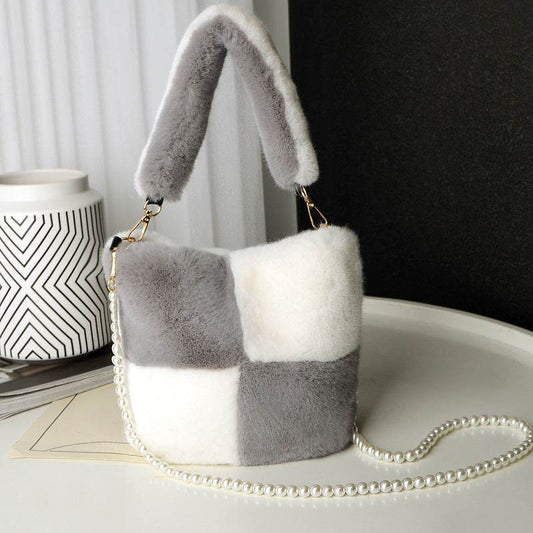 Checkerboard Plush Bucket Bag With Pearl Chain Design Winter Fashion Luxury Handbags For Women Personalized Shopping Shoulder Bags - Here2Save