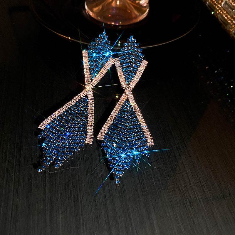 Rhinestone Inlaid Claw Chain Tassel Long Earrings - Here2Save