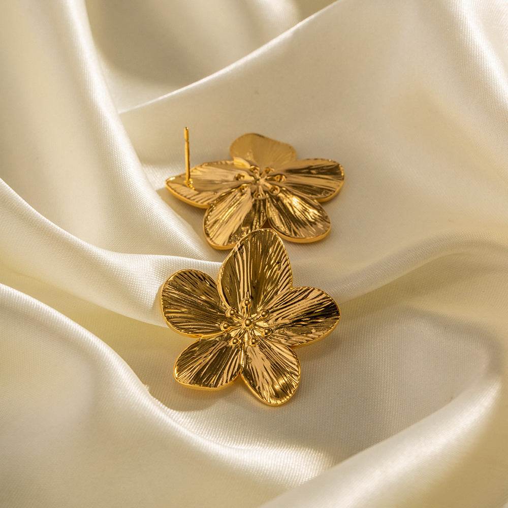 Allysa Flower Gold Earrings - Here2Save
