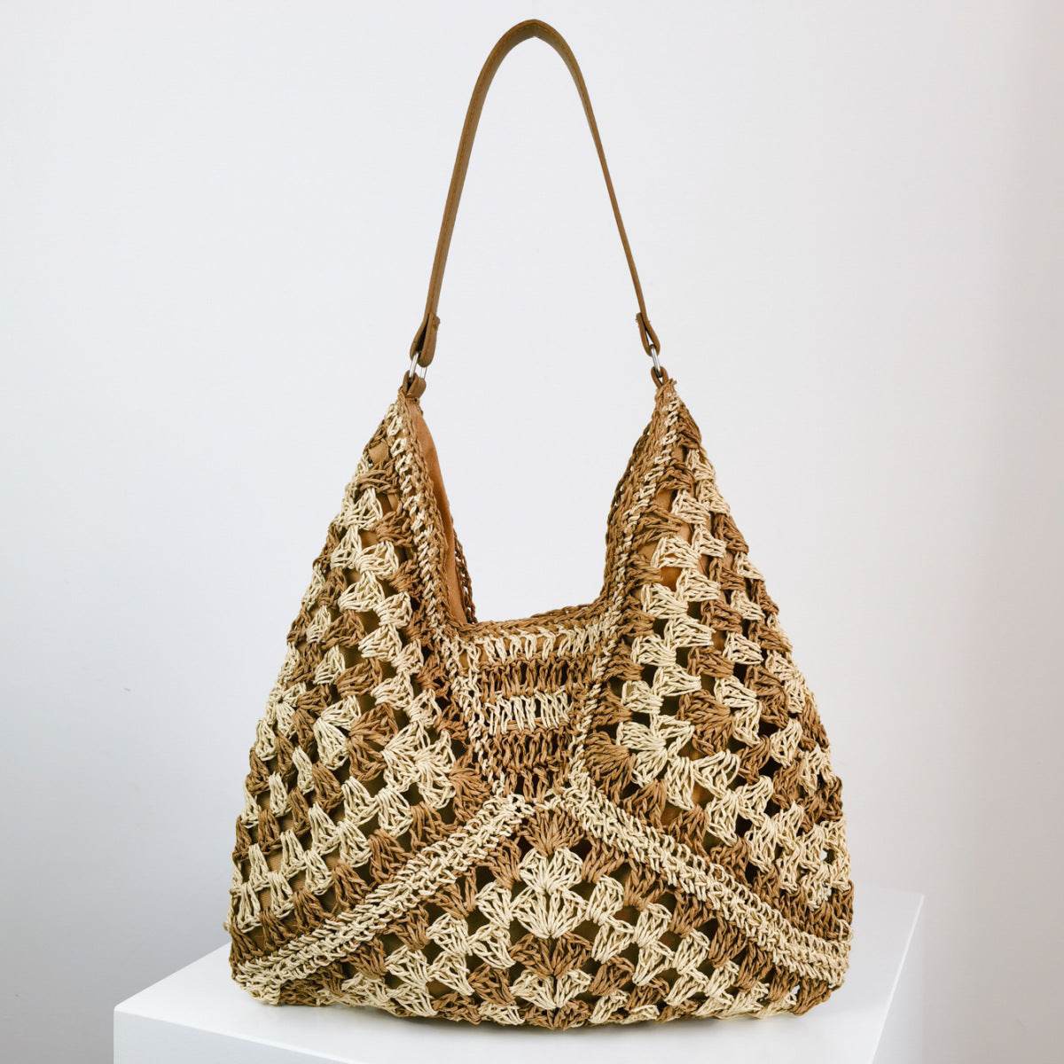 Women's Fashion Handmade Straw Woven Hollow Contrast Color Weave Shoulder Bag - Here2Save