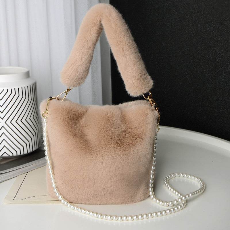 Checkerboard Plush Bucket Bag With Pearl Chain Design Winter Fashion Luxury Handbags For Women Personalized Shopping Shoulder Bags - Here2Save