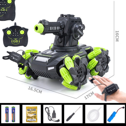 The Remote Control Tank Toy Car Can Be Charged By Launching Water Bombs