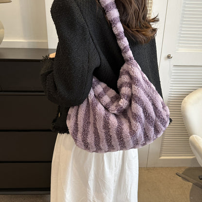 Bolso de felpa a rayas de gran capacidad para mujer, bolsos de hombro portátiles a la moda, bolsos peludos de compras para invierno