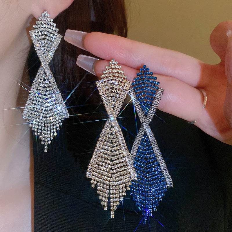 Rhinestone Inlaid Claw Chain Tassel Long Earrings - Here2Save