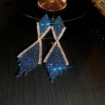 Rhinestone Inlaid Claw Chain Tassel Long Earrings - Here2Save