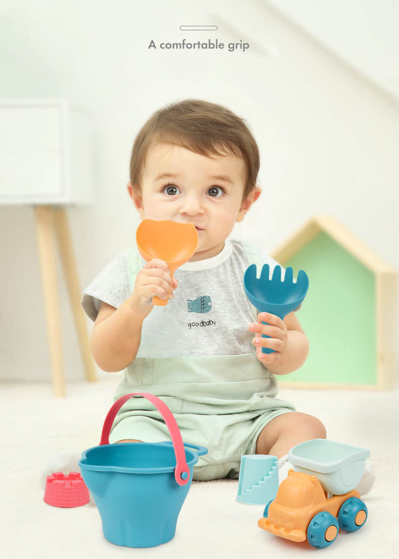 Children's beach toys