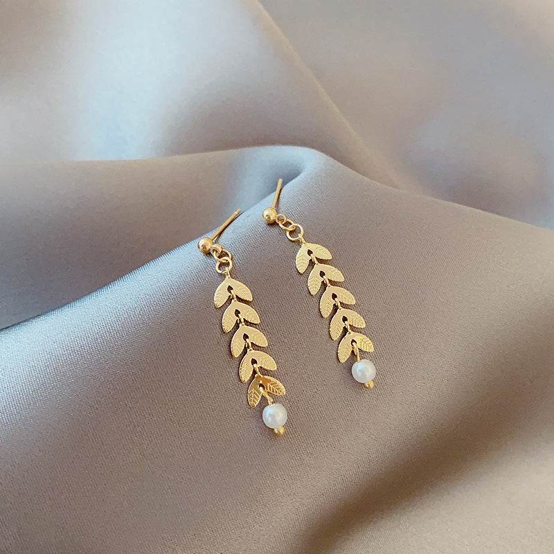 Special-interest Design Wheat Pearl Necklace Earring Bracelet Set - Here2Save