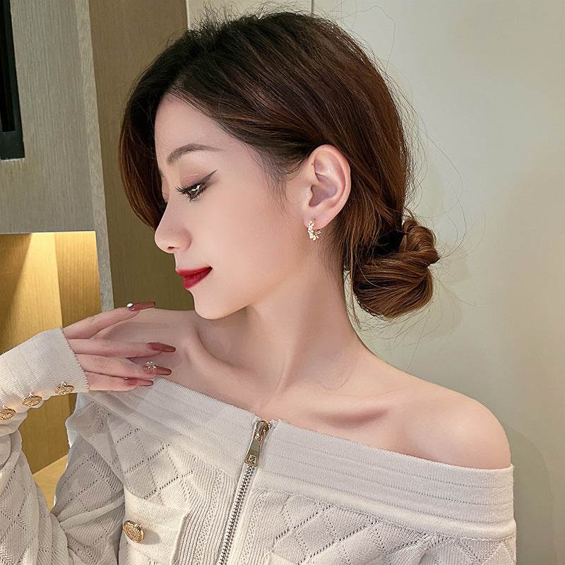 Women's Fashion Temperament Circle Pearl Earrings - Here2Save