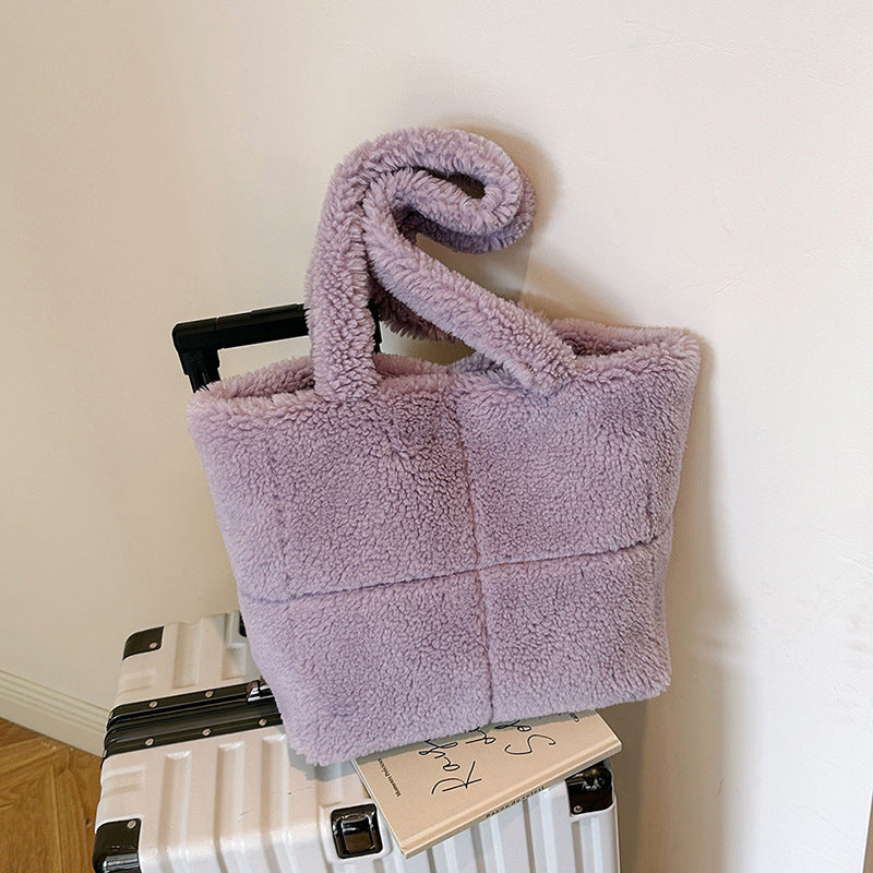 Bolso de felpa de lujo de diseñador para mujer, bolsos de mano bonitos a la moda de invierno, bolsos peludos portátiles de un solo hombro de gran capacidad