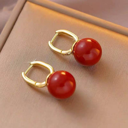 Elegant Retro Pearl Earrings Women's Fashion - Here2Save
