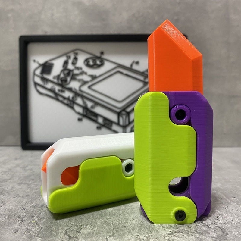 Impresión 3D Gravity Cub saltando pequeño cuchillo de rábano Mini modelo premio de estudiante colgante juguete de descompresión para regalo de niños