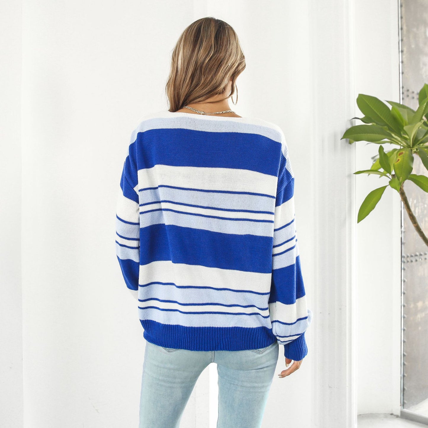 Women's Fashionable Loose Striped V-neck Long-sleeved Sweater