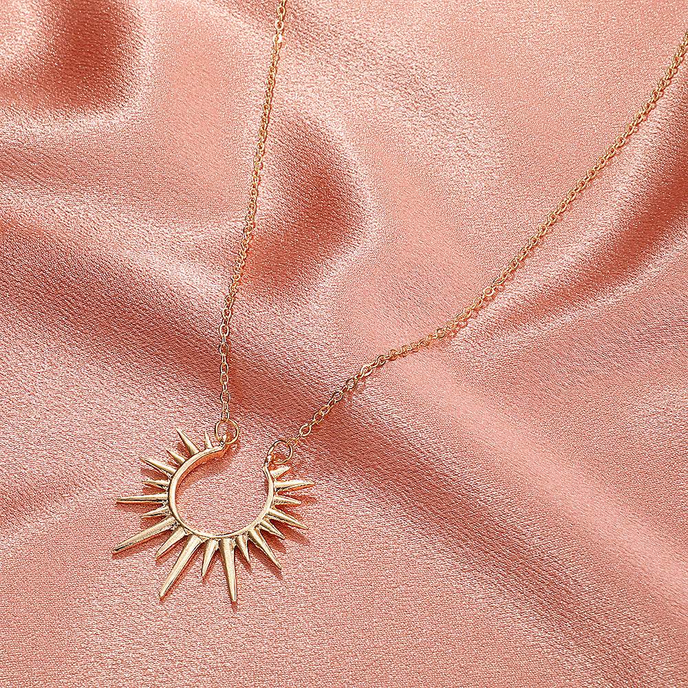 Sunflower Necklace Retro Clavicle Chain Fashion Creative Jewelry Women - Here2Save