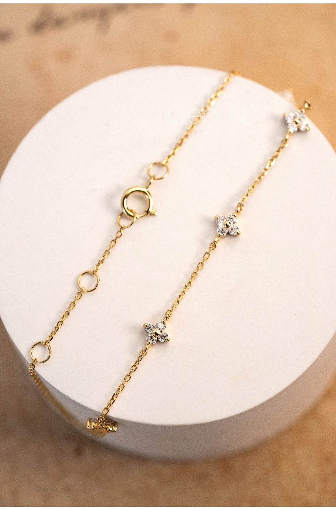 Female S925 Silver Plated 18K Gold Zircon Bracelet - Here2Save